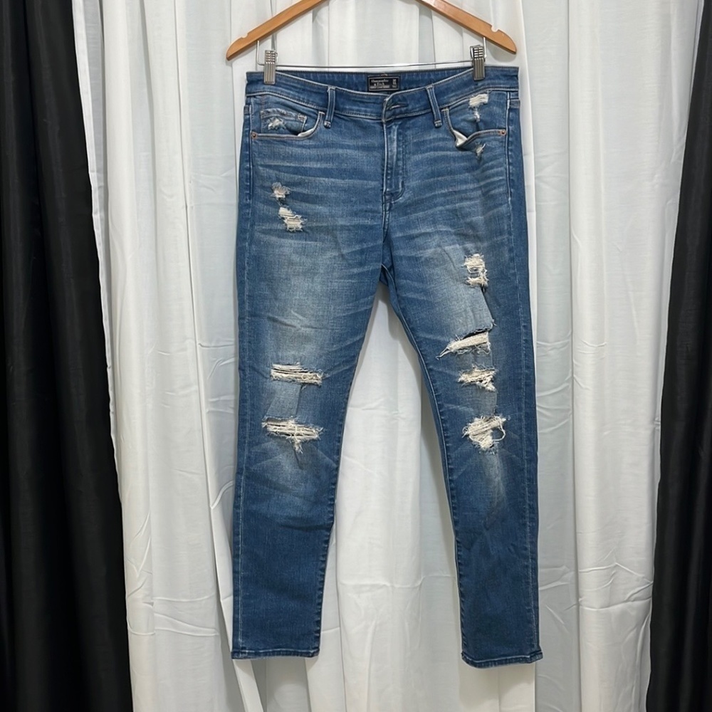 Abercrombie & Fitch Jeans - Picture 1 of 3